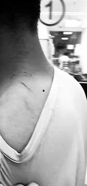 情侣吵架炸裂吃瓜,一场网络热议的甜蜜闹剧