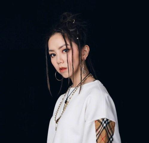 邓紫棋正确吃瓜视频,正确吃瓜姿势大揭秘！