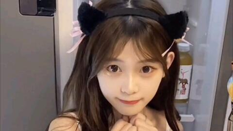 吃瓜写真纯背景视频下载,轻松打造个性化视觉盛宴